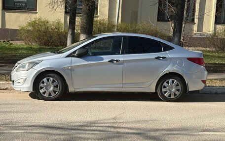 Hyundai Solaris II рестайлинг, 2015 год, 750 000 рублей, 16 фотография