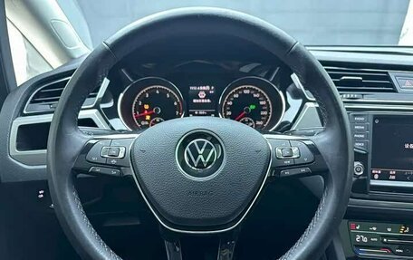 Volkswagen Touran III, 2023 год, 1 515 002 рублей, 9 фотография