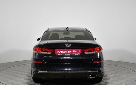 KIA Optima IV, 2019 год, 1 940 000 рублей, 6 фотография