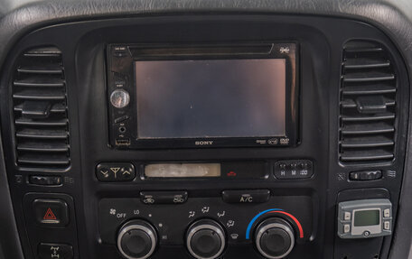 Toyota Land Cruiser 100 рестайлинг 2, 2002 год, 2 499 000 рублей, 14 фотография