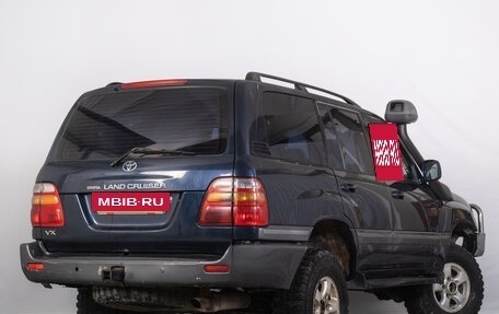 Toyota Land Cruiser 100 рестайлинг 2, 2002 год, 2 499 000 рублей, 7 фотография