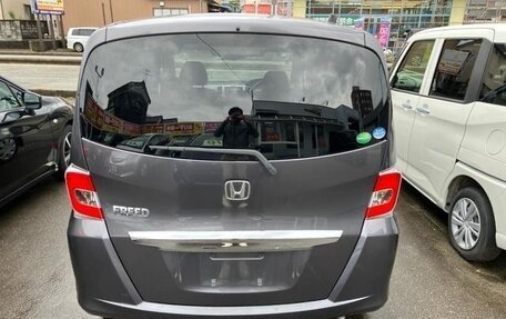 Honda Freed I, 2014 год, 902 000 рублей, 8 фотография