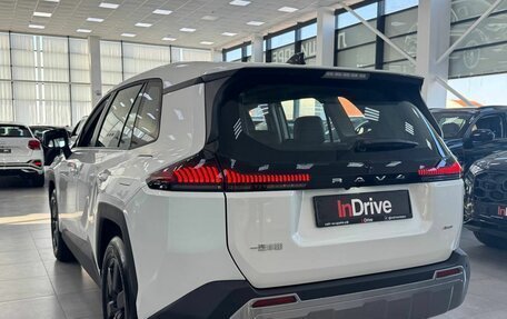 Toyota RAV4, 2025 год, 4 599 000 рублей, 6 фотография