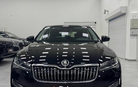 Skoda Superb III рестайлинг, 2025 год, 3 349 000 рублей, 2 фотография