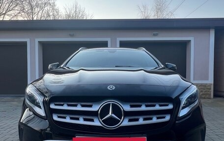 Mercedes-Benz GLA, 2017 год, 3 100 000 рублей, 2 фотография