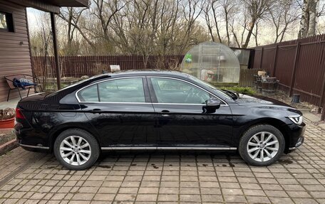 Volkswagen Passat B8 рестайлинг, 2016 год, 2 000 000 рублей, 4 фотография