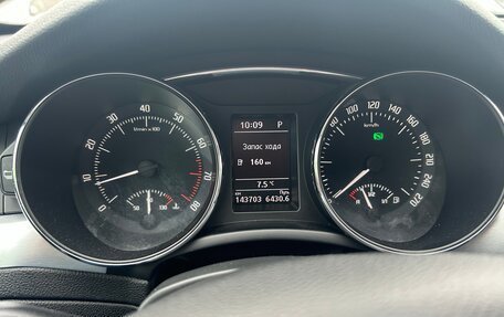 Skoda Superb III рестайлинг, 2013 год, 1 050 000 рублей, 9 фотография