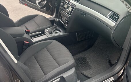 Skoda Superb III рестайлинг, 2013 год, 1 050 000 рублей, 6 фотография