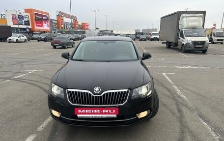 Skoda Superb III рестайлинг, 2013 год, 1 050 000 рублей, 2 фотография