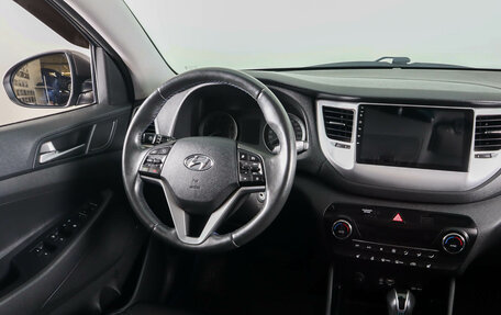 Hyundai Tucson III, 2017 год, 2 349 000 рублей, 13 фотография