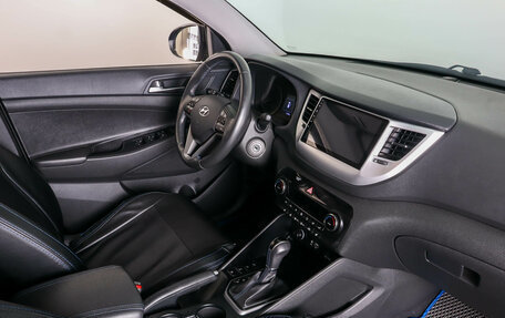 Hyundai Tucson III, 2017 год, 2 349 000 рублей, 12 фотография