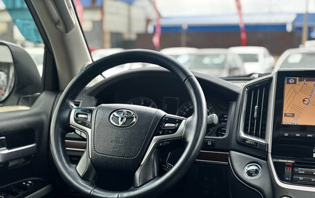 Toyota Land Cruiser 200, 2016 год, 4 950 000 рублей, 18 фотография