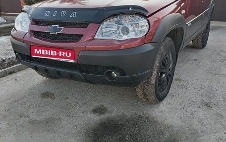 Chevrolet Niva I рестайлинг, 2013 год, 580 008 рублей, 1 фотография