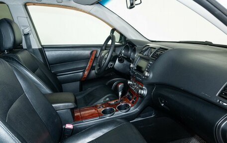 Toyota Highlander III, 2011 год, 1 500 000 рублей, 6 фотография