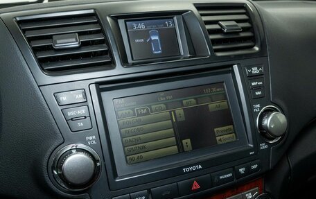 Toyota Highlander III, 2011 год, 1 500 000 рублей, 10 фотография