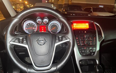 Opel Astra J, 2013 год, 888 888 рублей, 8 фотография