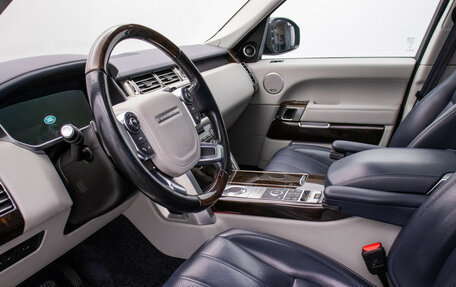 Land Rover Range Rover IV рестайлинг, 2016 год, 4 620 000 рублей, 10 фотография