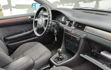 Audi A6, 2001 год, 700 000 рублей, 4 фотография