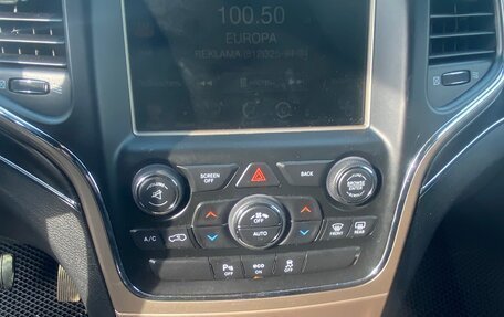 Jeep Grand Cherokee, 2014 год, 2 700 000 рублей, 15 фотография