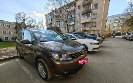 Volkswagen Touran III, 2012 год, 1 200 000 рублей, 8 фотография