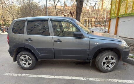 Chevrolet Niva I рестайлинг, 2020 год, 750 000 рублей, 8 фотография