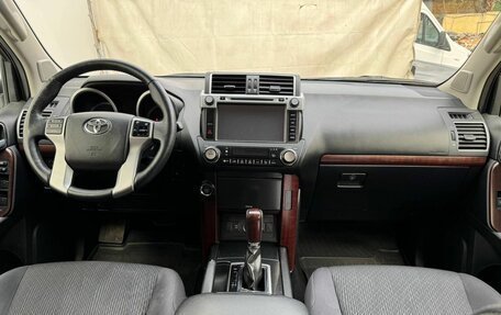 Toyota Land Cruiser Prado 150 рестайлинг 2, 2015 год, 4 100 000 рублей, 9 фотография