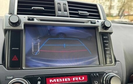 Toyota Land Cruiser Prado 150 рестайлинг 2, 2015 год, 4 100 000 рублей, 12 фотография