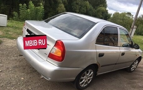 Hyundai Accent II, 2002 год, 130 000 рублей, 2 фотография