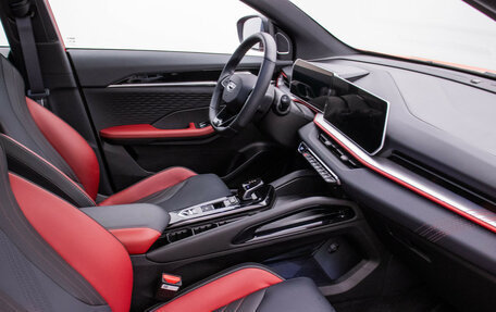 Geely Coolray I, 2024 год, 2 300 000 рублей, 9 фотография