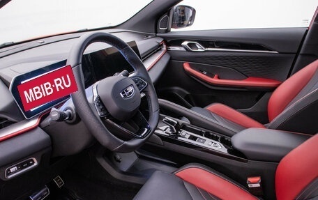 Geely Coolray I, 2024 год, 2 300 000 рублей, 10 фотография