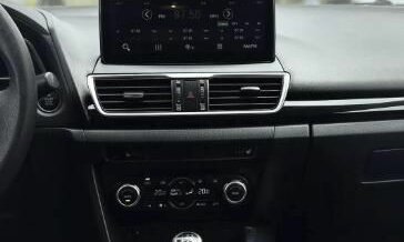 Mazda 3, 2014 год, 1 220 000 рублей, 16 фотография