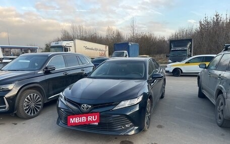 Toyota Camry, 2019 год, 2 490 000 рублей, 8 фотография