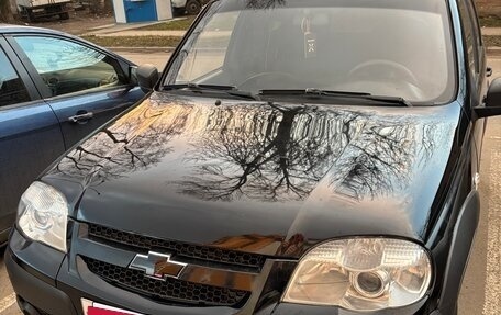 Chevrolet Niva I рестайлинг, 2012 год, 600 000 рублей, 2 фотография