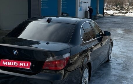 BMW 5 серия, 2004 год, 735 000 рублей, 6 фотография