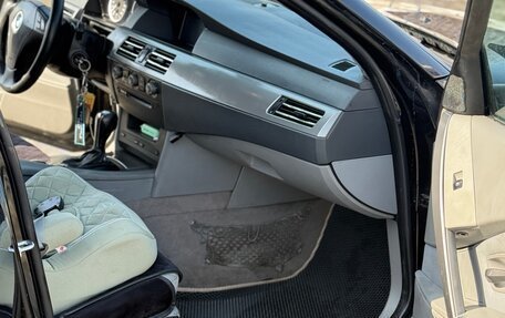 BMW 5 серия, 2004 год, 735 000 рублей, 16 фотография