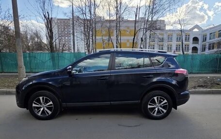 Toyota RAV4, 2018 год, 2 600 000 рублей, 8 фотография