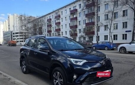 Toyota RAV4, 2018 год, 2 600 000 рублей, 28 фотография