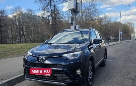 Toyota RAV4, 2018 год, 2 600 000 рублей, 29 фотография