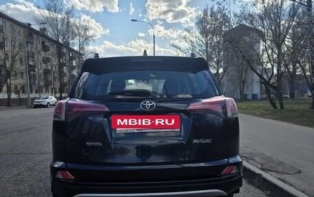 Toyota RAV4, 2018 год, 2 600 000 рублей, 27 фотография