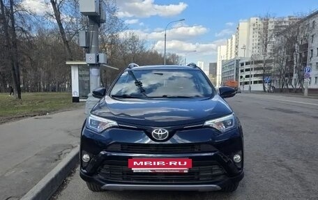 Toyota RAV4, 2018 год, 2 600 000 рублей, 35 фотография