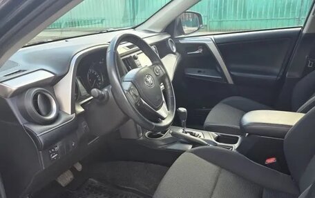 Toyota RAV4, 2018 год, 2 600 000 рублей, 40 фотография