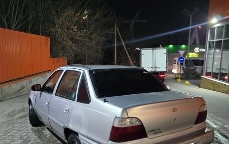 Daewoo Nexia I рестайлинг, 2002 год, 85 000 рублей, 3 фотография