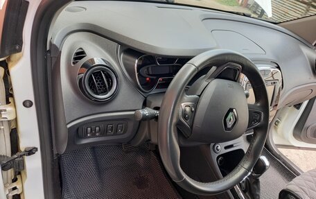 Renault Kaptur I рестайлинг, 2016 год, 1 500 000 рублей, 2 фотография