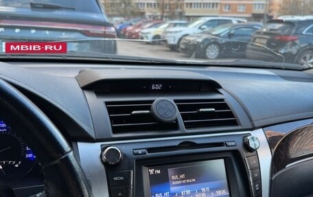 Toyota Camry, 2016 год, 2 500 000 рублей, 4 фотография