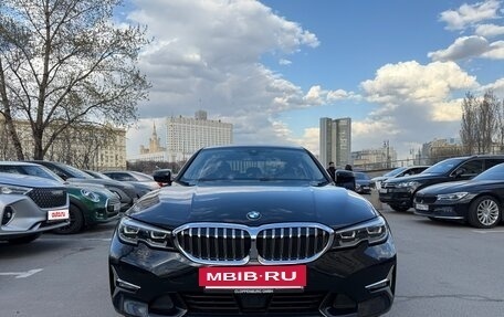 BMW 3 серия, 2019 год, 4 300 000 рублей, 2 фотография