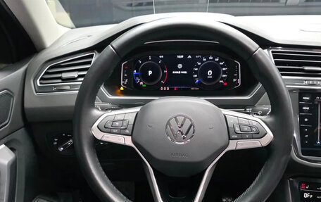 Volkswagen Tiguan II, 2022 год, 3 150 000 рублей, 11 фотография