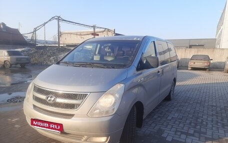 Hyundai Grand Starex Grand Starex I рестайлинг 2, 2011 год, 980 000 рублей, 10 фотография