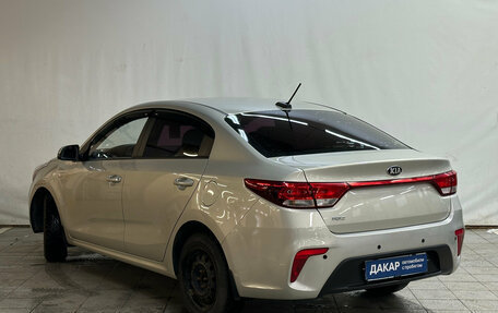 KIA Rio IV, 2018 год, 1 370 000 рублей, 4 фотография