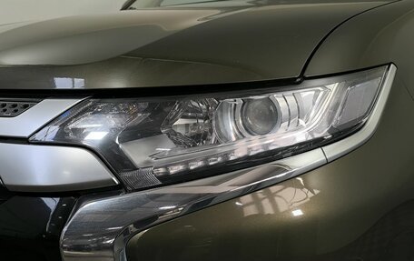 Mitsubishi Outlander III рестайлинг 3, 2019 год, 2 690 000 рублей, 21 фотография