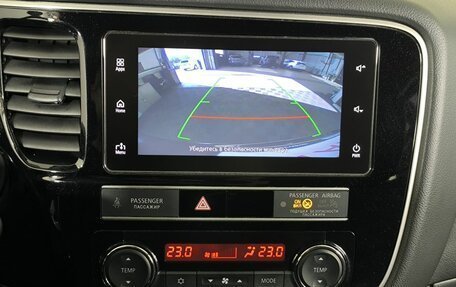 Mitsubishi Outlander III рестайлинг 3, 2019 год, 2 690 000 рублей, 14 фотография